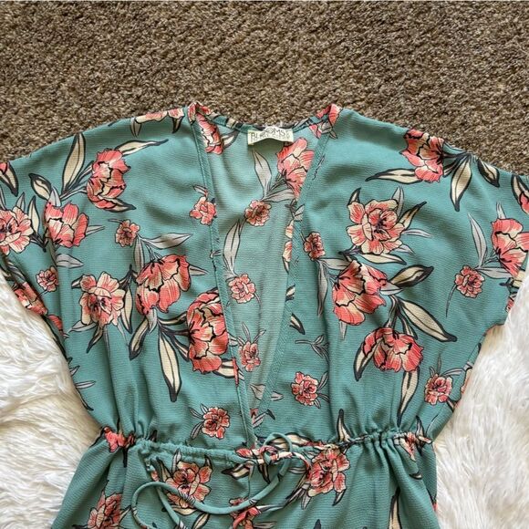 Blooms in the City Shorts Romper‎ Floral Blue Womens Size Medium - Picture 7 of 8